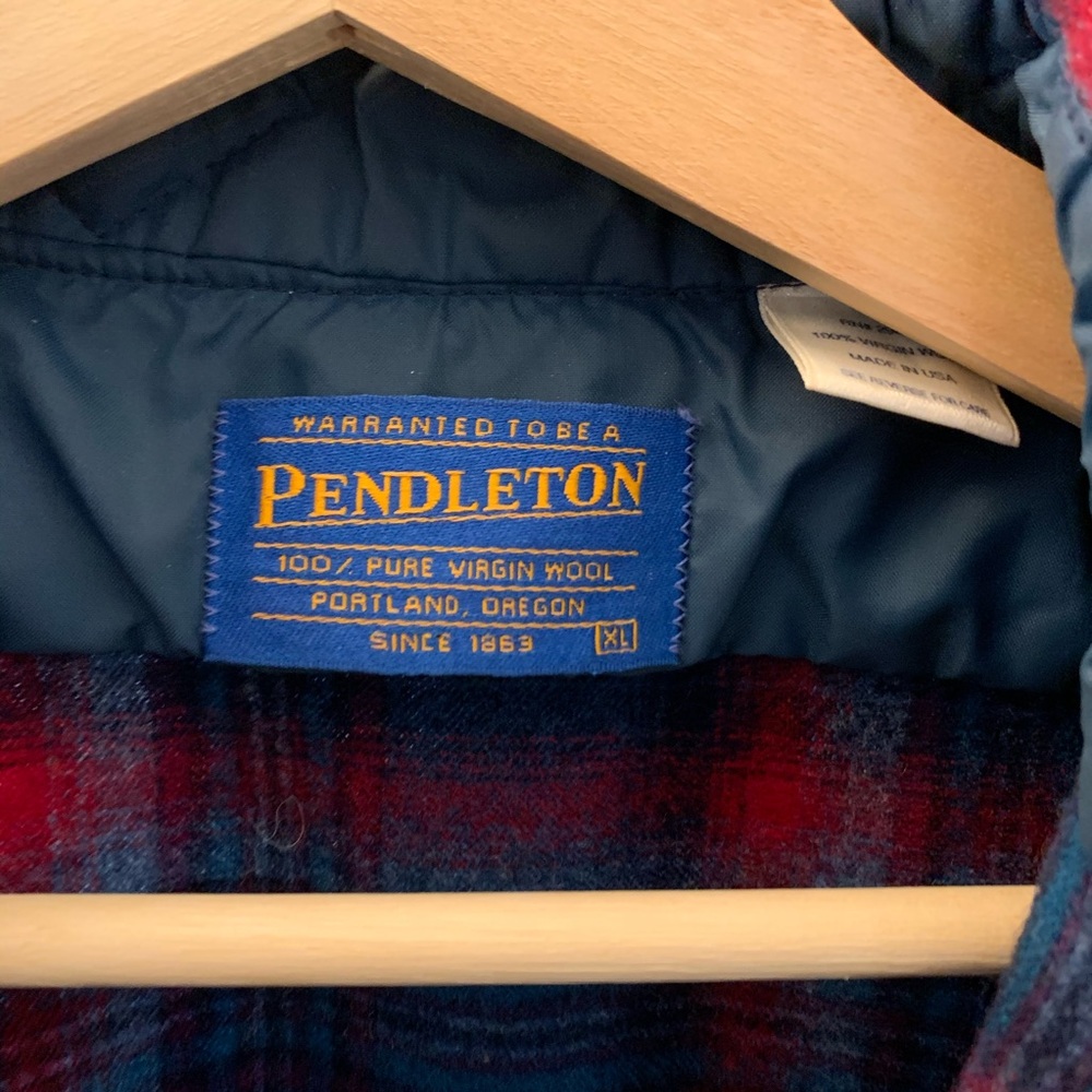 Pendleton flannel - Picture 2 of 3